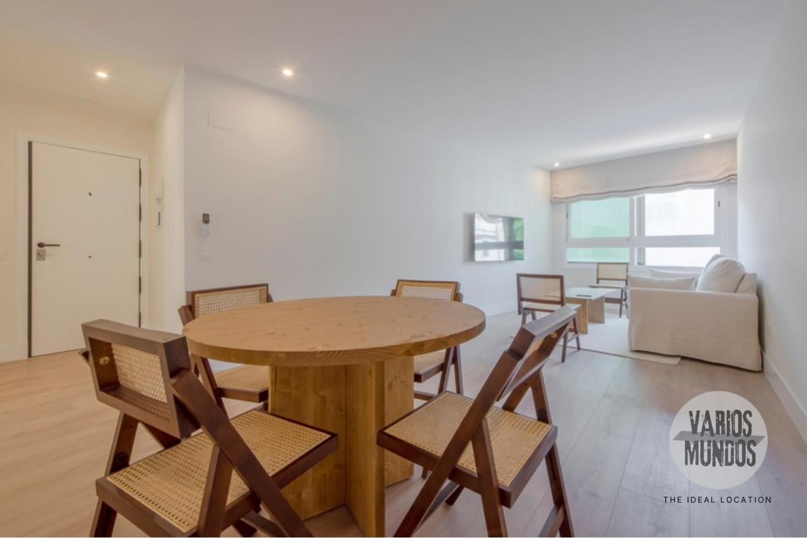 Tu Estancia Para 6 En Malasana Conoce San Bernardo 20 马德里 外观 照片